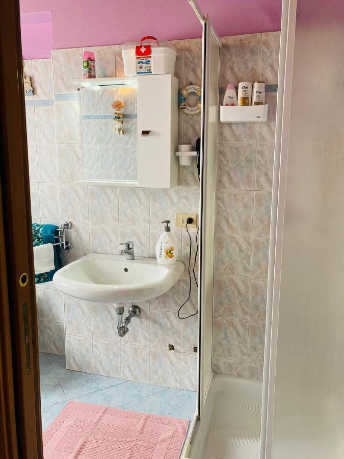 Palm Beach - Your Private And Complete Apartment In Desenzano Del Garda Zewnętrze zdjęcie
