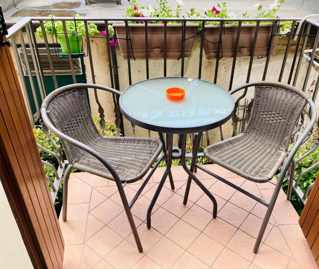 Palm Beach - Your Private And Complete Apartment In Desenzano Del Garda Zewnętrze zdjęcie